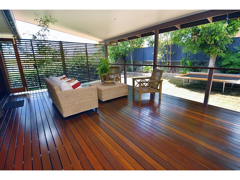 10 Sterculia Avenue, Holland Park West QLD 4121