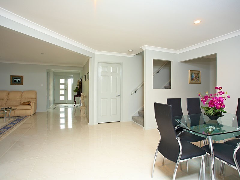 41 Almavale Street, Carindale QLD 4152