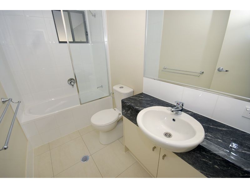 3/51-55 Daniells Street, Carina QLD 4152