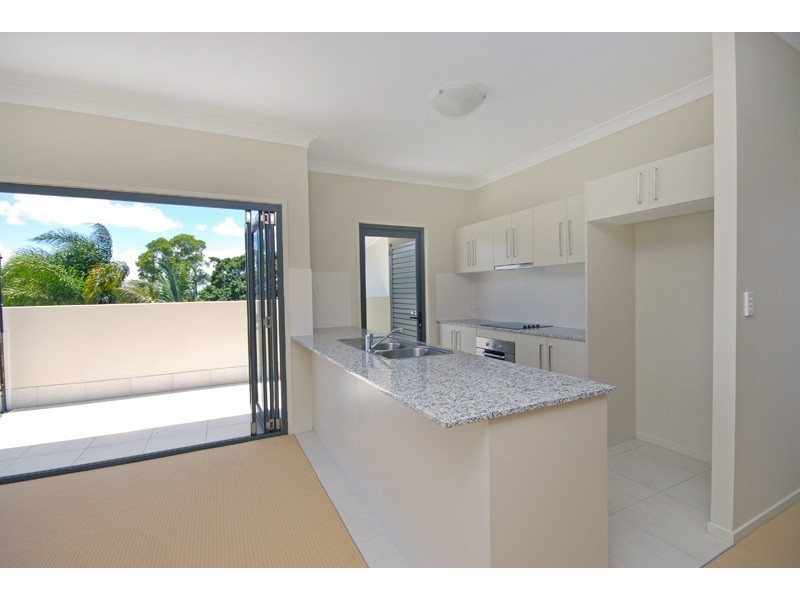 7/51-55 Daniells Street, Carina QLD 4152