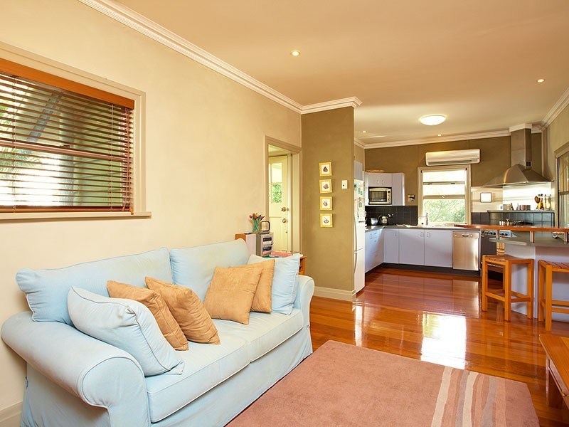 7 Henderson Street, Camp Hill QLD 4152