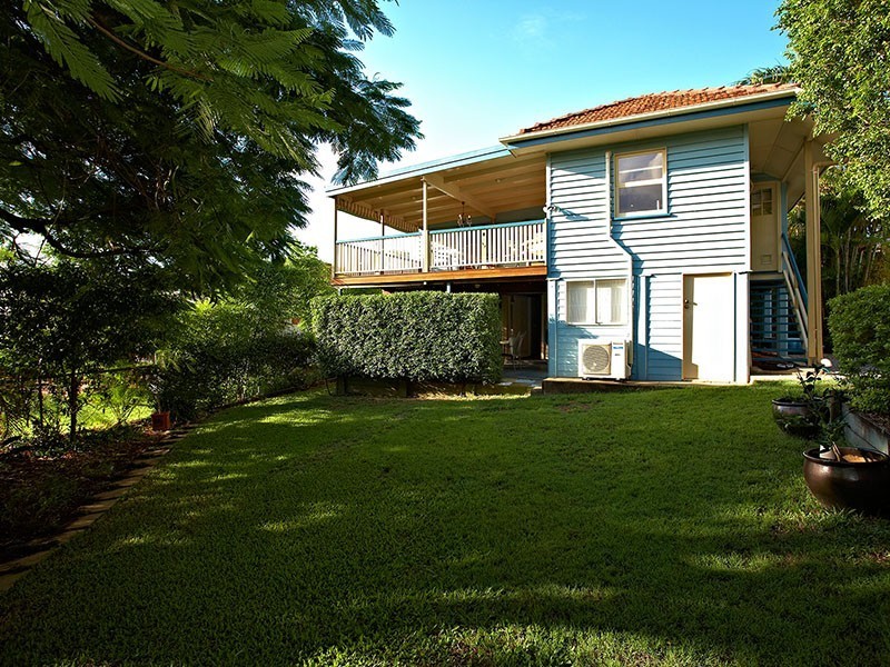 7 Henderson Street, Camp Hill QLD 4152