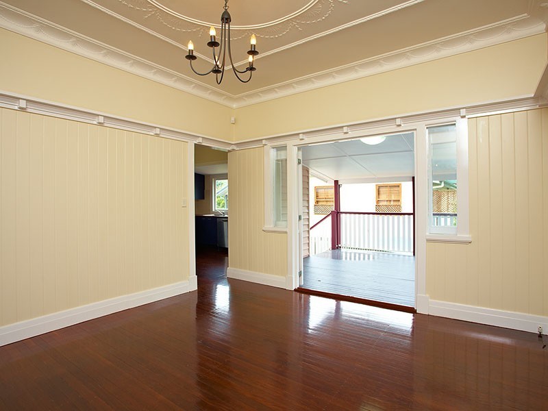 79 Victoria Terrace, Greenslopes QLD 4120