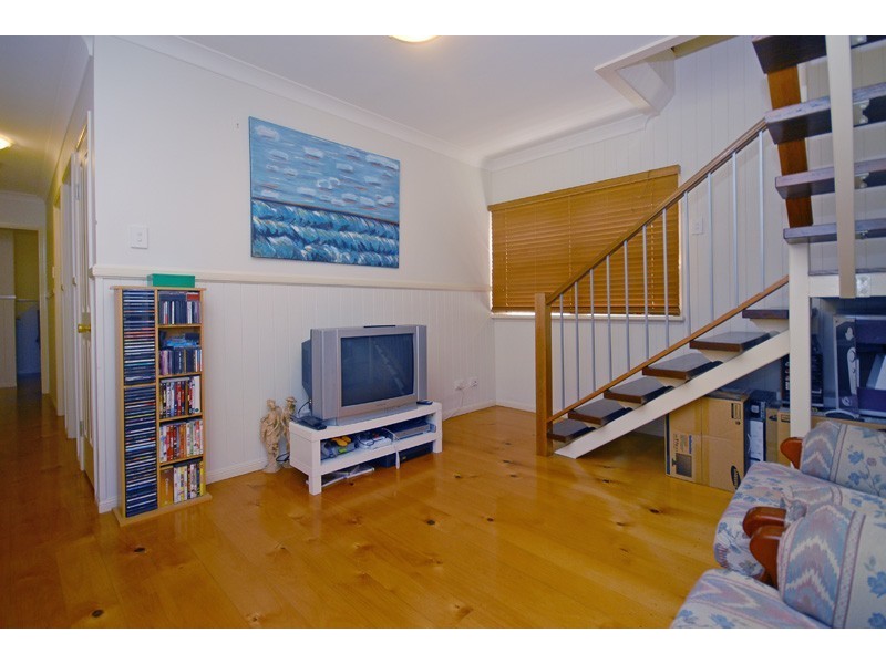 95 Ekibin Road, Annerley QLD 4103