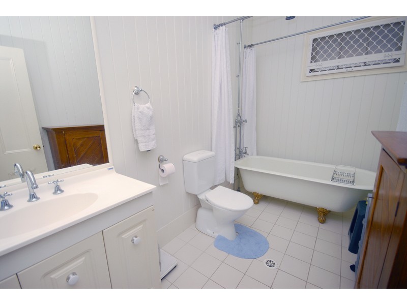 95 Ekibin Road, Annerley QLD 4103