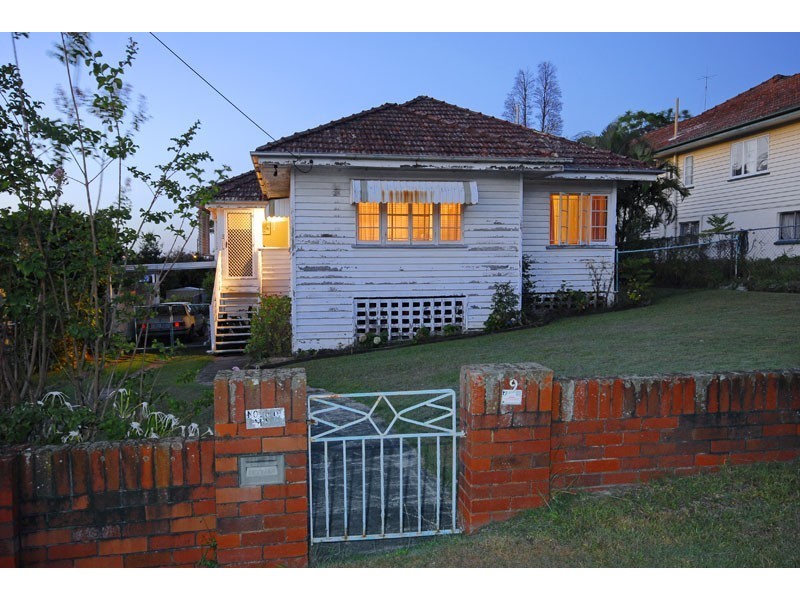 9 Glyn Street, Coorparoo QLD 4151