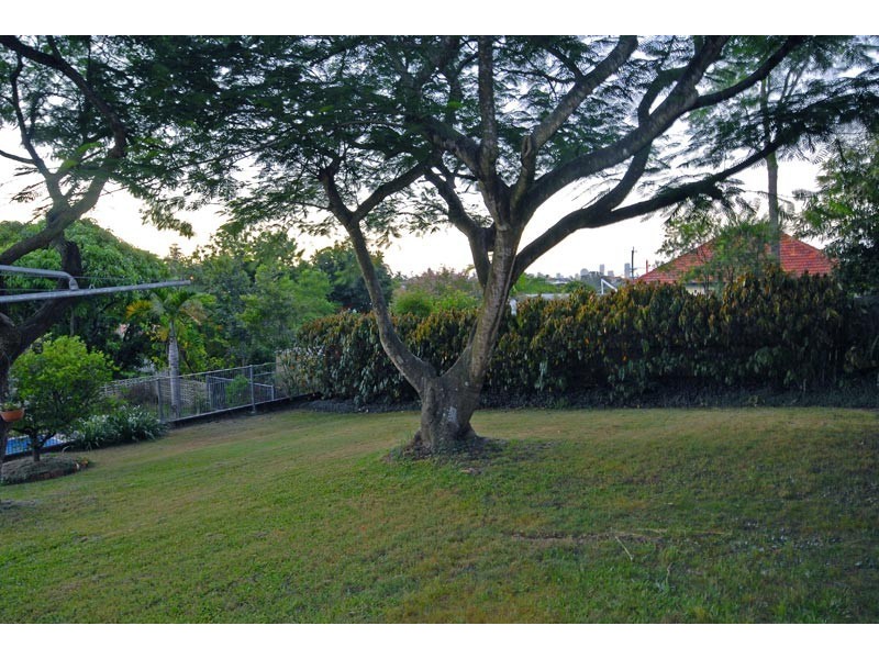 9 Glyn Street, Coorparoo QLD 4151