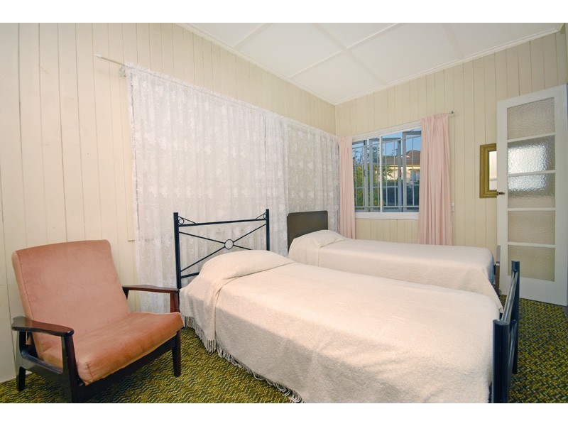 9 Glyn Street, Coorparoo QLD 4151