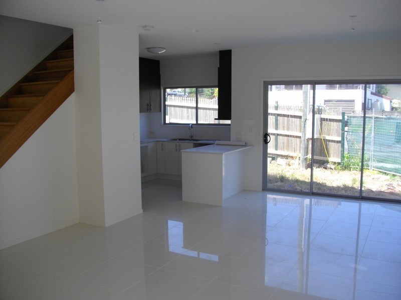 2/148 Baringa Street, Morningside QLD 4170