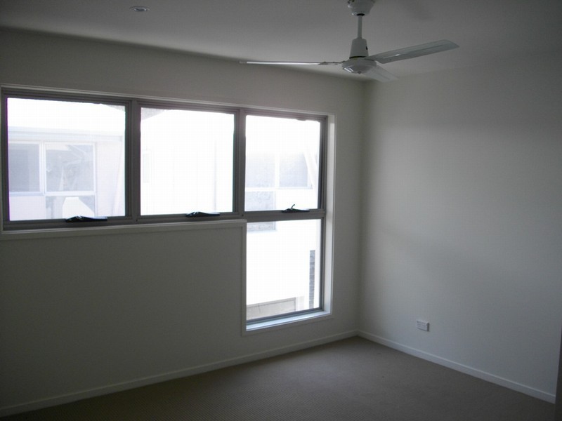 2/148 Baringa Street, Morningside QLD 4170