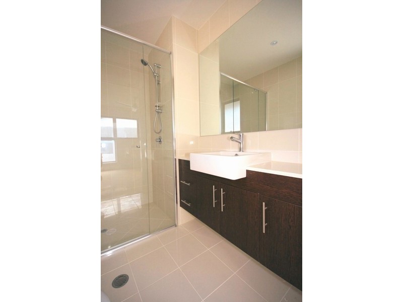 2/148 Baringa Street, Morningside QLD 4170