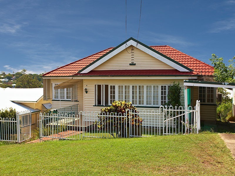 10 Percival Terrace, Holland Park QLD 4121