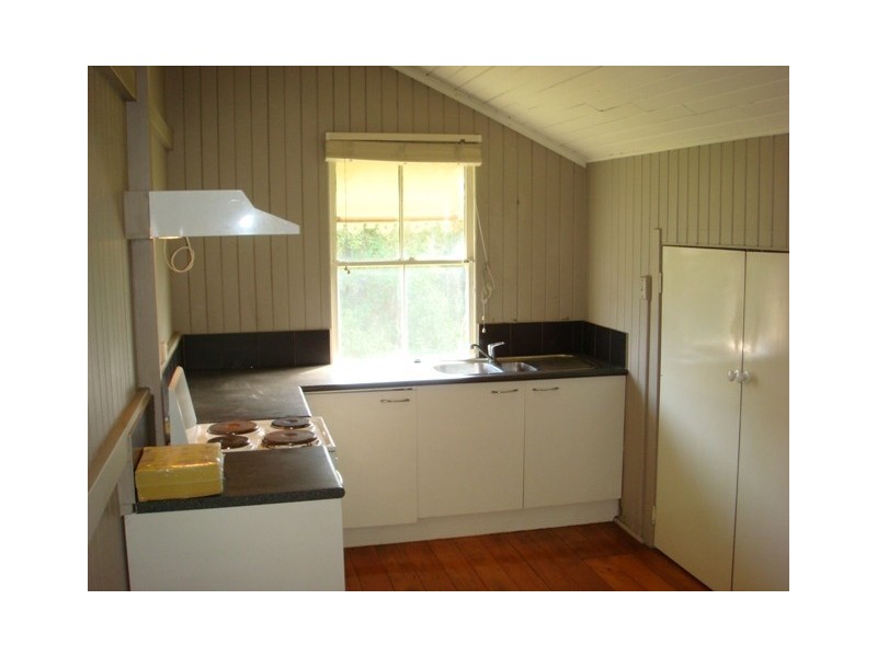 38 Temple Street, Coorparoo QLD 4151