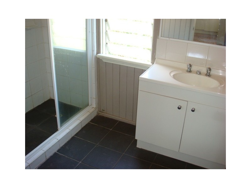 38 Temple Street, Coorparoo QLD 4151