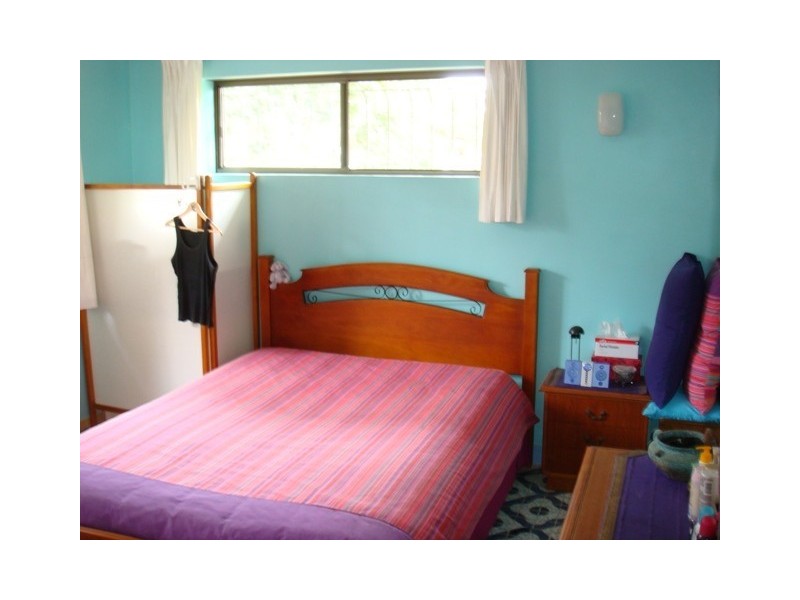 47 McIlwraith Avenue, Norman Park QLD 4170