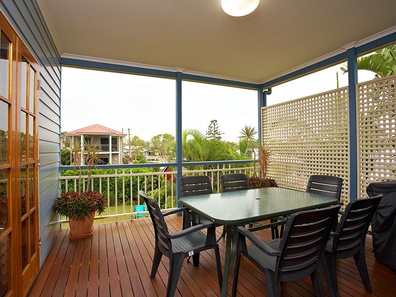 7 Newman Avenue, Camp Hill QLD 4152