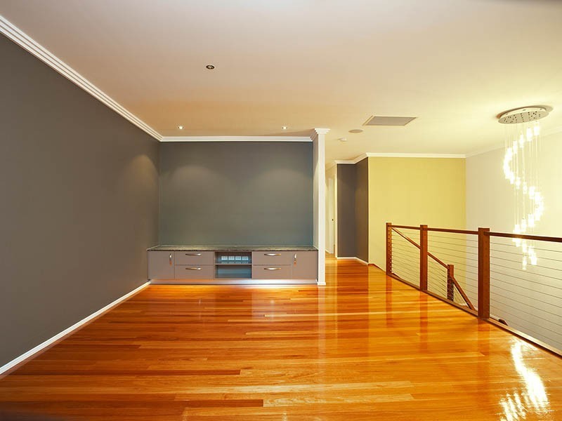 11 Waratah Avenue, Holland Park West QLD 4121