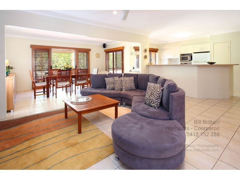 467 Pine Mountain Road, Carindale QLD 4152