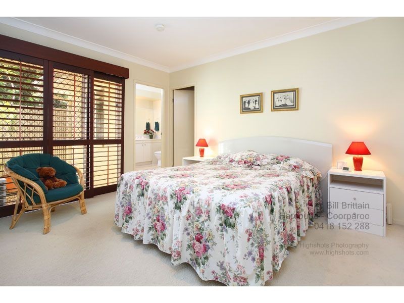 467 Pine Mountain Road, Carindale QLD 4152