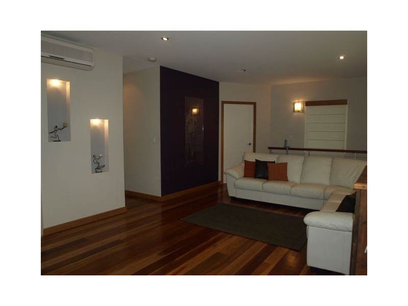 262 Bennetts Road, Norman Park QLD 4170