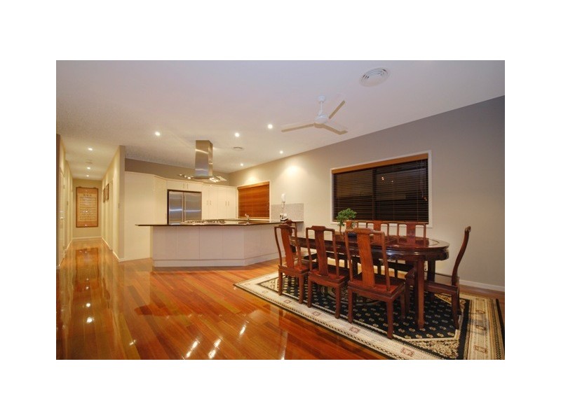 30 Illidge Street, Coorparoo QLD 4151