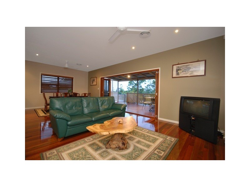 30 Illidge Street, Coorparoo QLD 4151