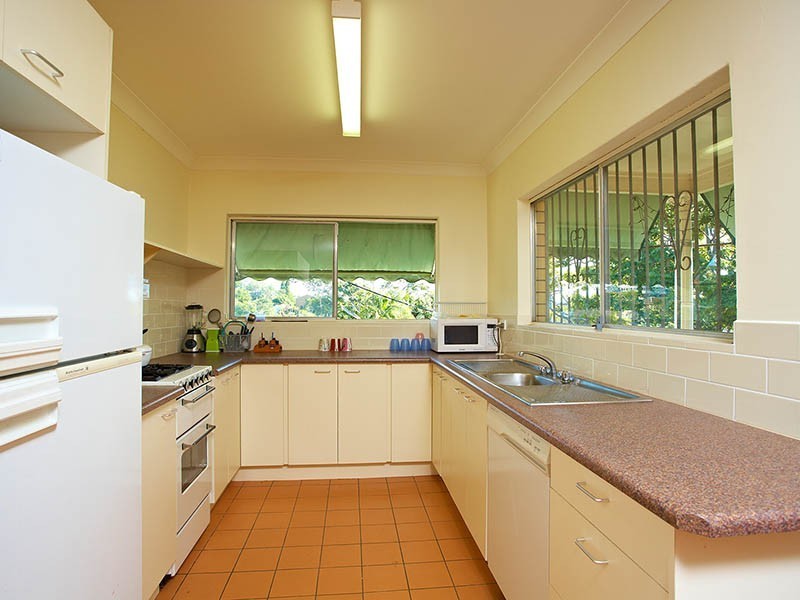 2/54 Mansfield Street, Coorparoo QLD 4151