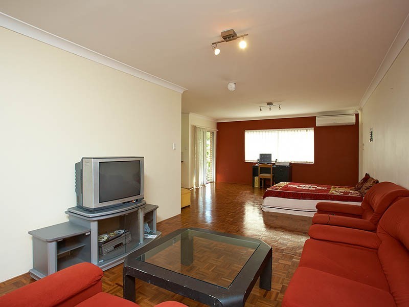 2/54 Mansfield Street, Coorparoo QLD 4151