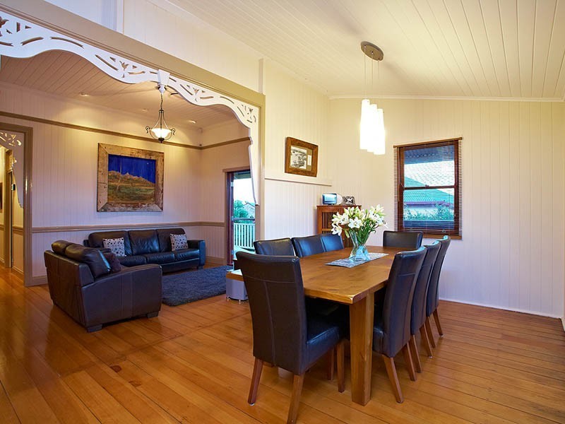 22 Nicholson Street, Greenslopes QLD 4120