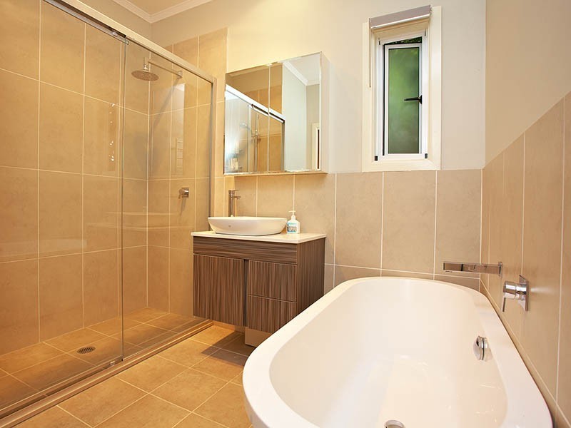 32 Derby Street, Coorparoo QLD 4151