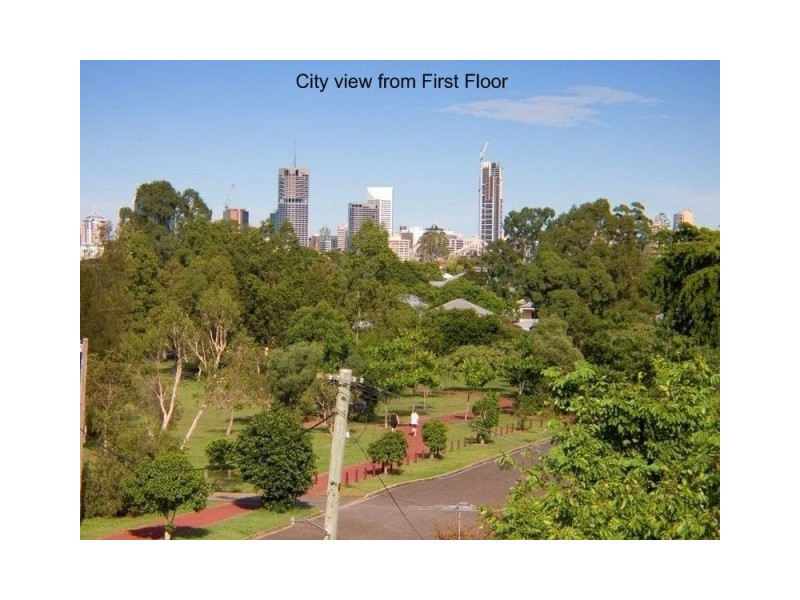 1 & 3 Oak Street, Hawthorne QLD 4171