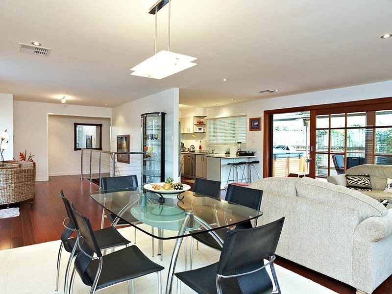 58 Dunrod Street, Holland Park West QLD 4121