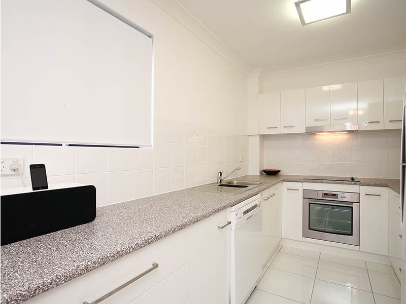 1/43 Rutland Street, Coorparoo QLD 4151