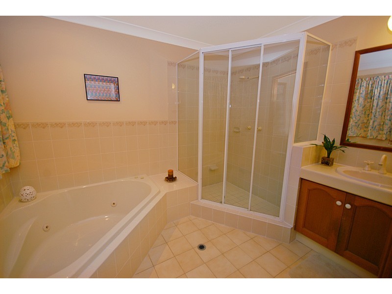 33 Panorama Place, Mount Gravatt East QLD 4122