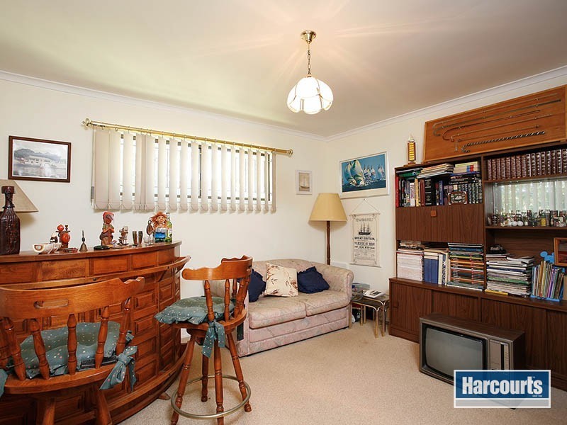 29 Turquoise Street, Holland Park QLD 4121