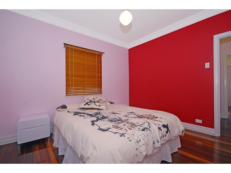 79 Norfolk Street, Coorparoo QLD 4151