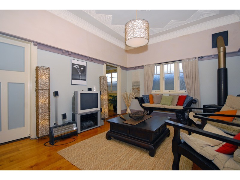 7 Edgar Street, East Brisbane QLD 4169