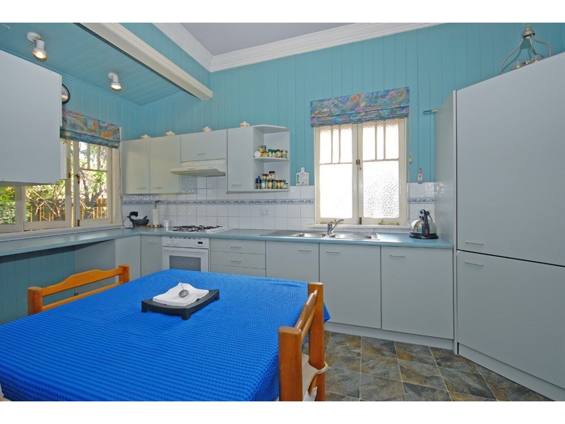 7 Edgar Street, East Brisbane QLD 4169