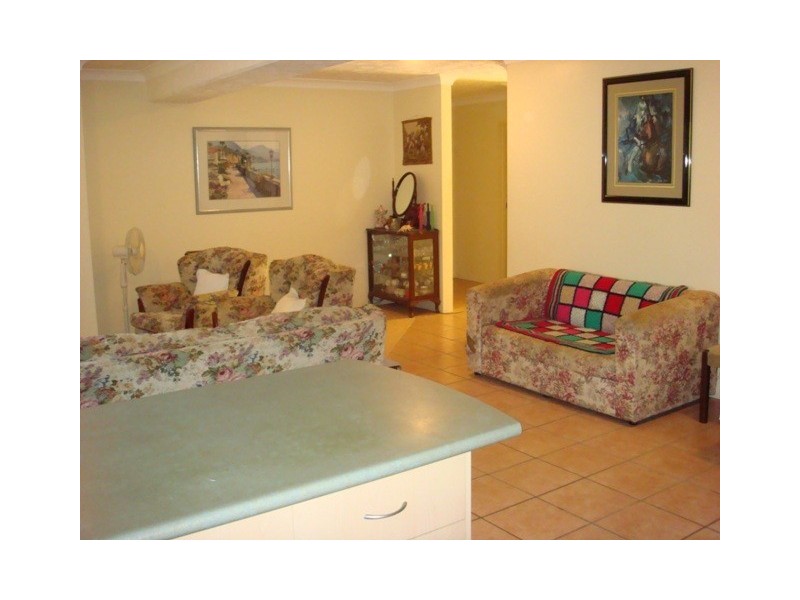 1/41 Robinson Street, Coorparoo QLD 4151