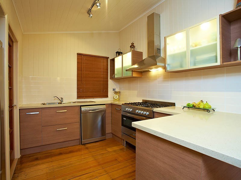 22 Nicholson Street, Greenslopes QLD 4120