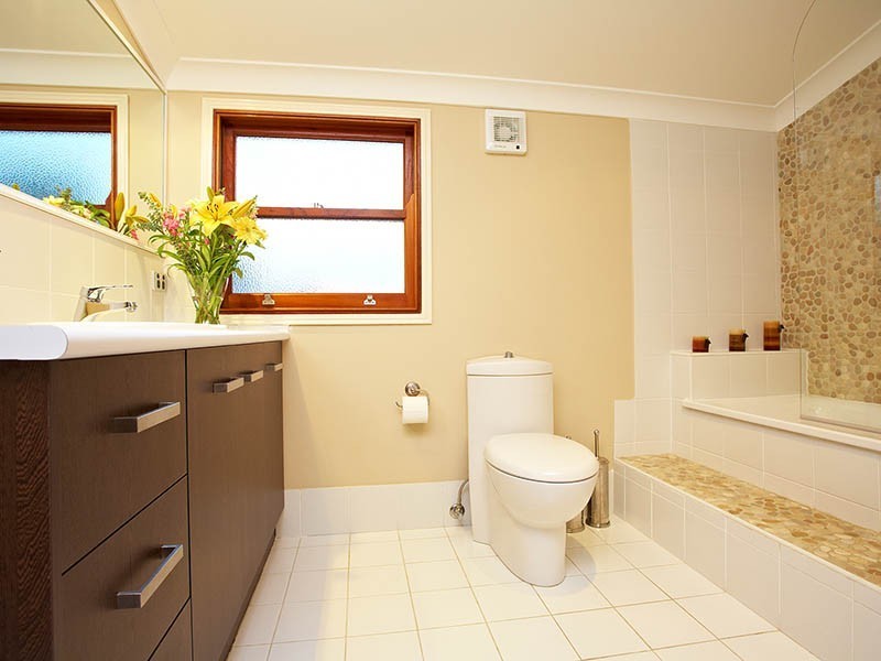 22 Nicholson Street, Greenslopes QLD 4120