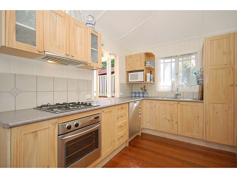 47 Brae Street, Coorparoo QLD 4151