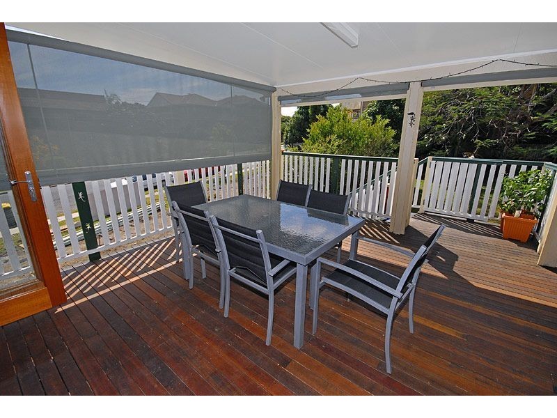 40 Macaulay Street, Coorparoo QLD 4151