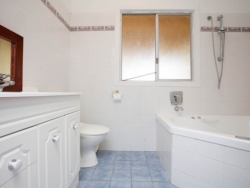 42 Jerome Street, Coorparoo QLD 4151