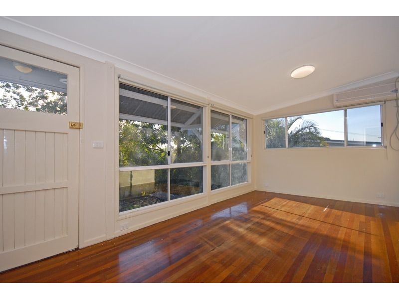 46 Daniells Street, Carina QLD 4152