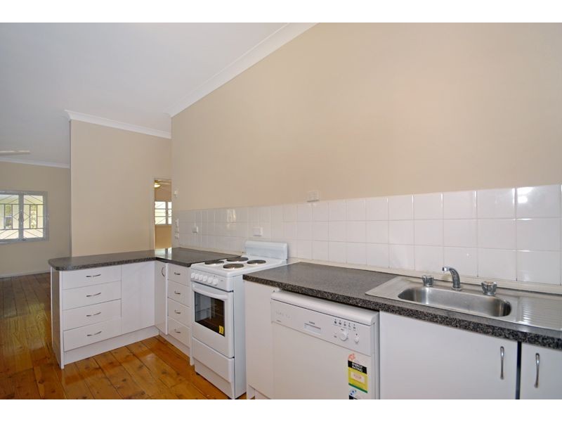 46 Daniells Street, Carina QLD 4152