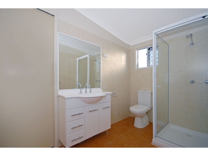 46 Daniells Street, Carina QLD 4152