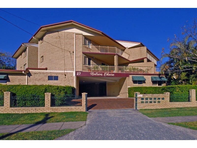 2/27 Nelson Street, Coorparoo QLD 4151
