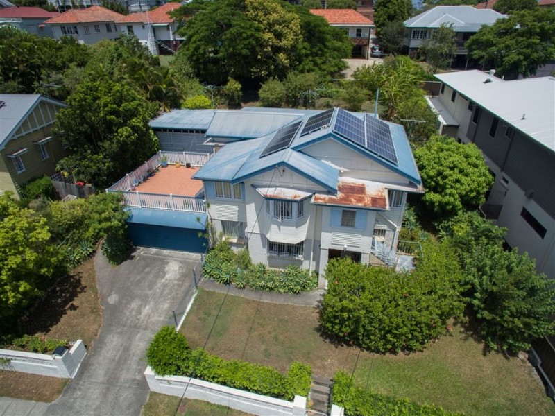 63 Martha Street, Camp Hill QLD 4152