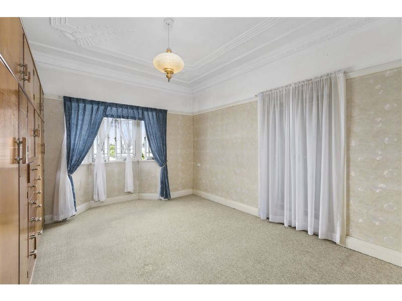 63 Martha Street, Camp Hill QLD 4152